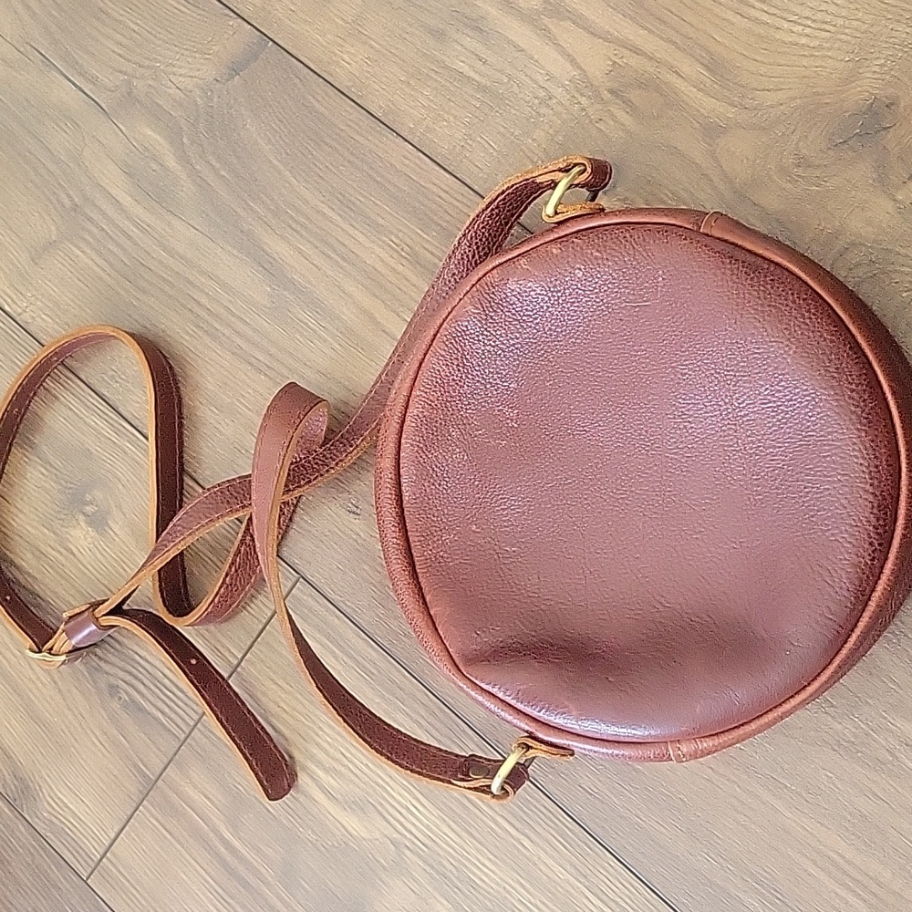 PORTLAND LEATHER  CROSSBODY BAG, LARGE SIZE - Picture 3 of 5